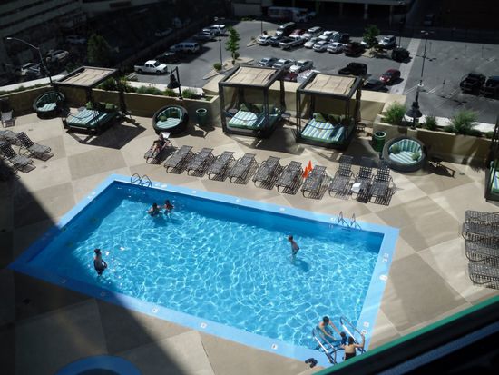 Gestern noch Casino, heute schon Dach-Pool