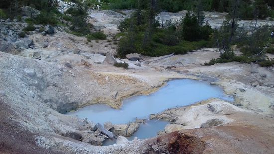 Den Geruch zu dem Schwefel-Blubber auf dem Bild muss man sich dazudenken 