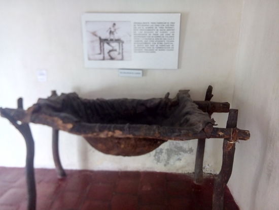 Im Museo del Norte, eine alte Weinpresse aus Mendoza in der schon vor hunderten Jahren köstlicher Malbec zubereitet wurde.