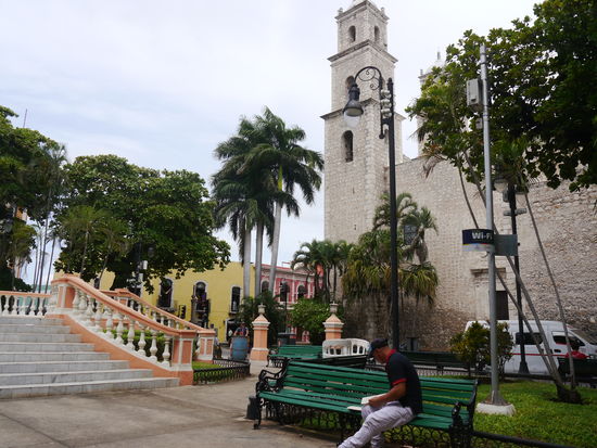 Merida, en el centro.