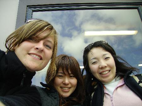 Meine japanischen Freunde^^ Akiko und Yukari!