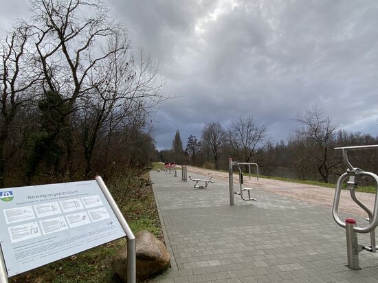Im Januar bei dem Wetter werden die unterschiedlichen Geräte zur körperlichen Ertüchtigung nur bedingt genutzt.