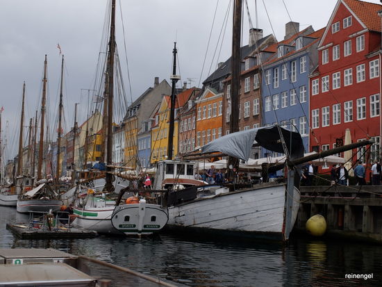 Noch mehr alte Schiffe und Häuser.