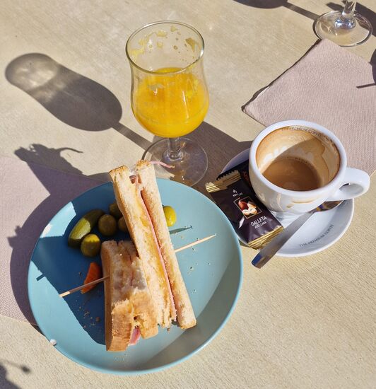 Erstes mallorquinisches Frühstück