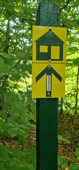 So erfolgt die Markierung des Weges hin zu den Übernachtungsplätzen