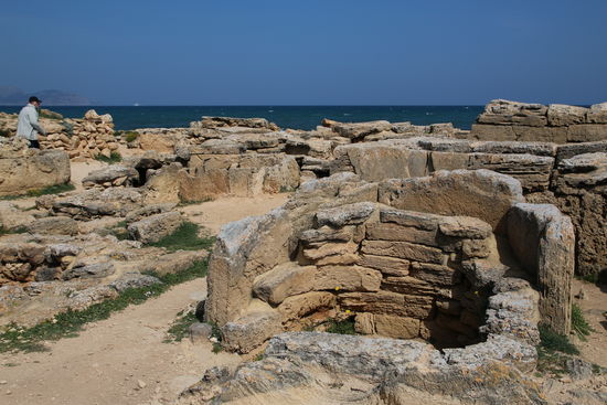 Wenn Steine reden könnten! 110 Steingräber hat man hier gefunden.