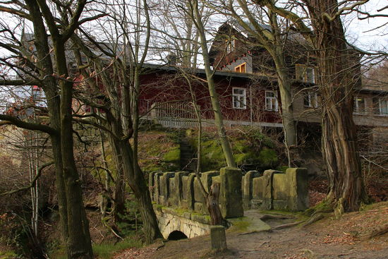 Seitenansicht der Baude