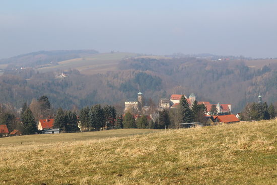 Blick vom Schanzenberg nach Hohnstein