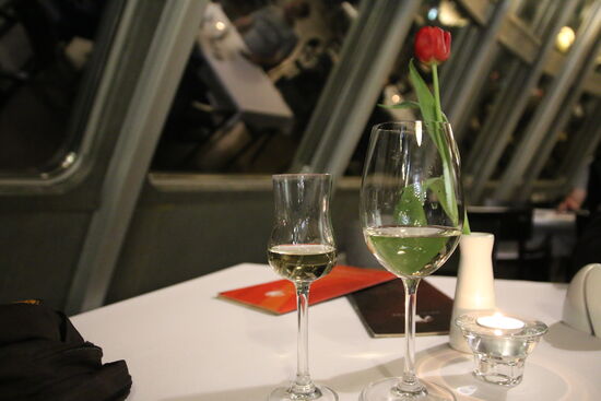 Zu später Stunde,...