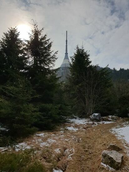 Er zieht immer wieder in den Bann- der futuristische Turm