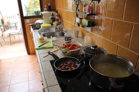 In der Küche riecht es lecker,...