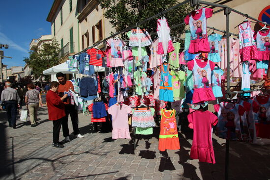 Men erstes Enkelkind soll im Juni geboren werden- leider weiß ich das Geschlecht nicht (  aber nächstes Jahr dann!!!)
