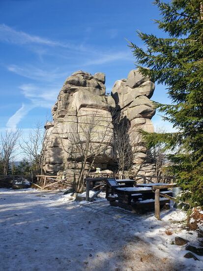 Die Felsformationam Wegesrand