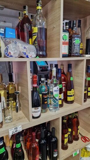 Das beschriebene Regal