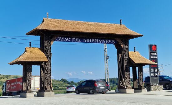Am Grenzpass Maramuresch- Transsilvanien