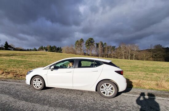 Das sind wir zwei und unser PKW.