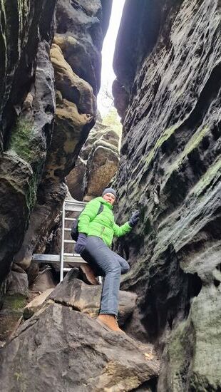 " Sandsteinkletterin"