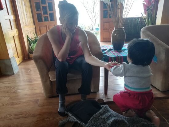 Unsere Unterkunft ist nicht mit den Wohnhäusern der meisten Menschen hier zu vergleichen.