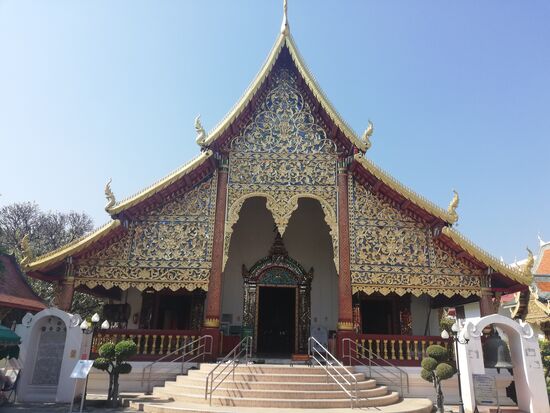 Einer der unzähligen Tempel in Chiang Mai