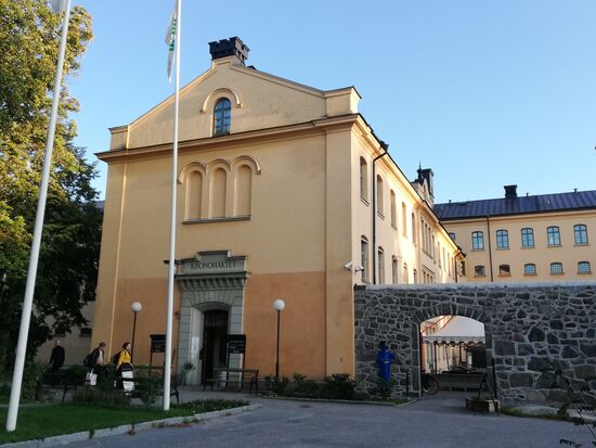 Unser Gefängnis-Hotel von außen
