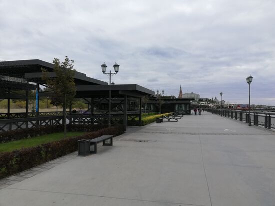 Die Promenade des Grauens. So geht das ca. 500 Meter (ohne Ausgang!!)