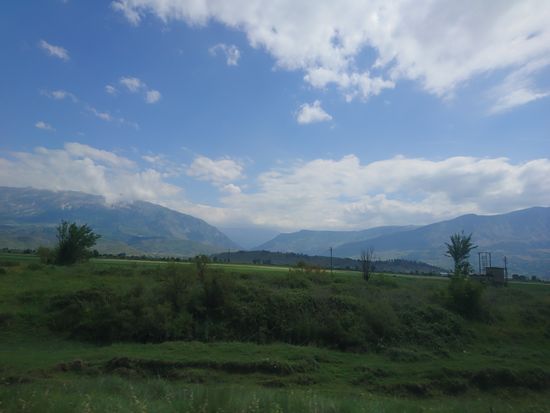 Ein Blick über die Hochebene des Drinostals