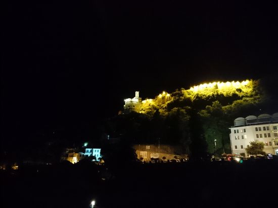die Burg bei Nacht