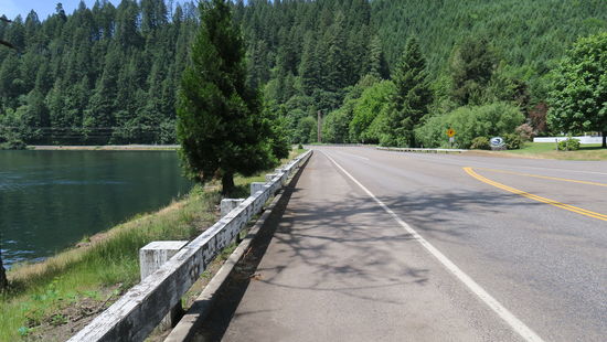 Leaburg Resovoir - HW 126