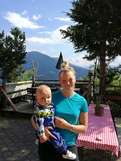 Nächste Wanderung, Sonnenseit´s Hochmaisalm. Tolles Essen, sehr nette Besitzer. So blieben wir lange und nicht nur einmal.