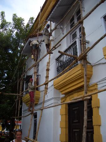 Baugeruest auf indische Art
