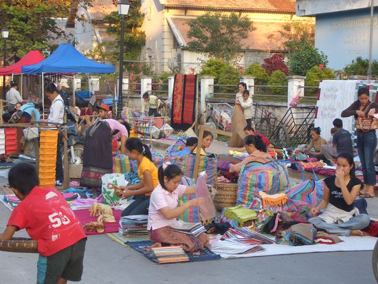 Der Markt wird aufgestellt