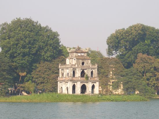 Die Schildkroetenpagode am Hoan Kiem-See