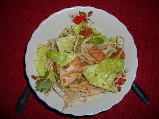 Cao Lau, vietnamesische Spezialitaet