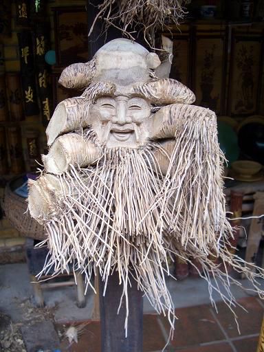 Baertiger Mann im Handicraftmuseum