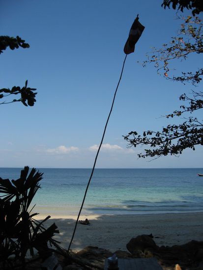 Einsamer Strand auf der gegenueberliegenden Seite zum Long Beach
