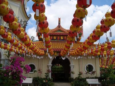 Gebaeude im Kek Lok Si Tempel