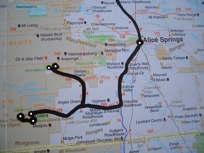 Weg Alice Springs – Kings Canyon – Kata Tjuta (Olgas) – Urulu (Ayers Rock) – Alice Springs