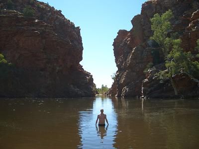 Marco beim Schwimmen