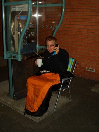 Marco am Telefonieren