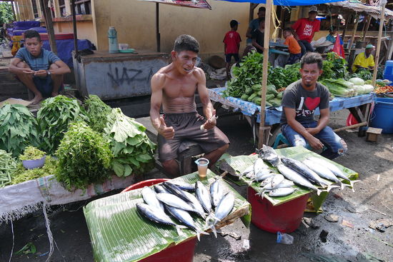 Auf dem Markt von Ende