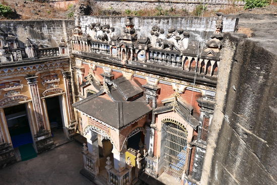 Monywa, Shweba Daung und Hpo Win Daung, in den Sandstein gehauene Tempel