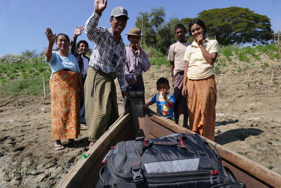 Wir werden herzlich wie alte Freunde verabschiedet