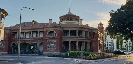 Eines der schönen Gebäude in Townsville