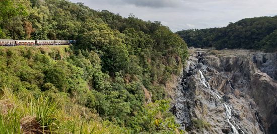 Pause an den Barron Falls