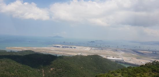 Blick auf den Flughafen