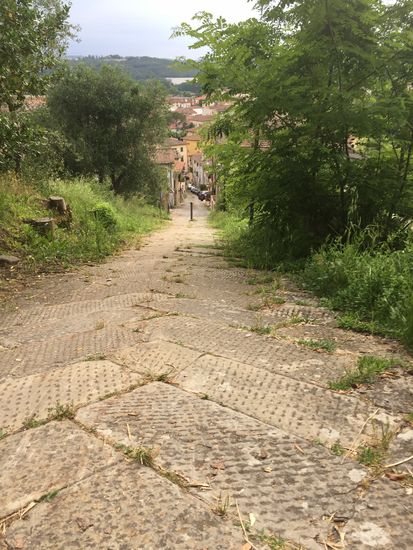 Steiler Aufstieg zur Oberstadt.