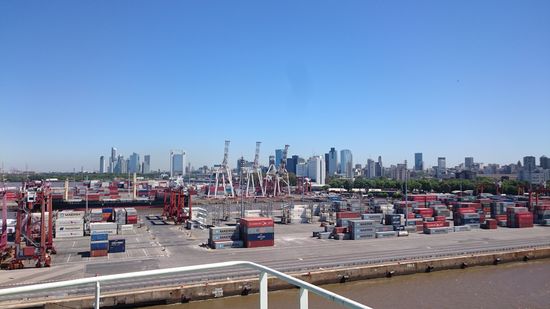 Frachthafen von Buenos Aires