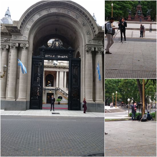 Reporter vor dem Wirtschaftsministerium