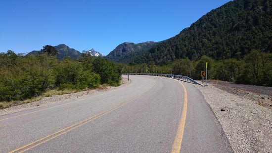 So geht es den Pass Mamuil-Malal nach Chile hinunter