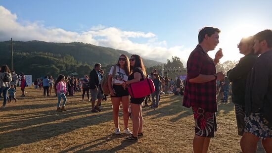 Technoparty vorm Regenwald